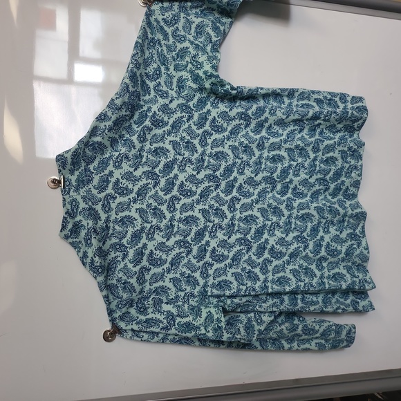 Top - Picture 3 of 3